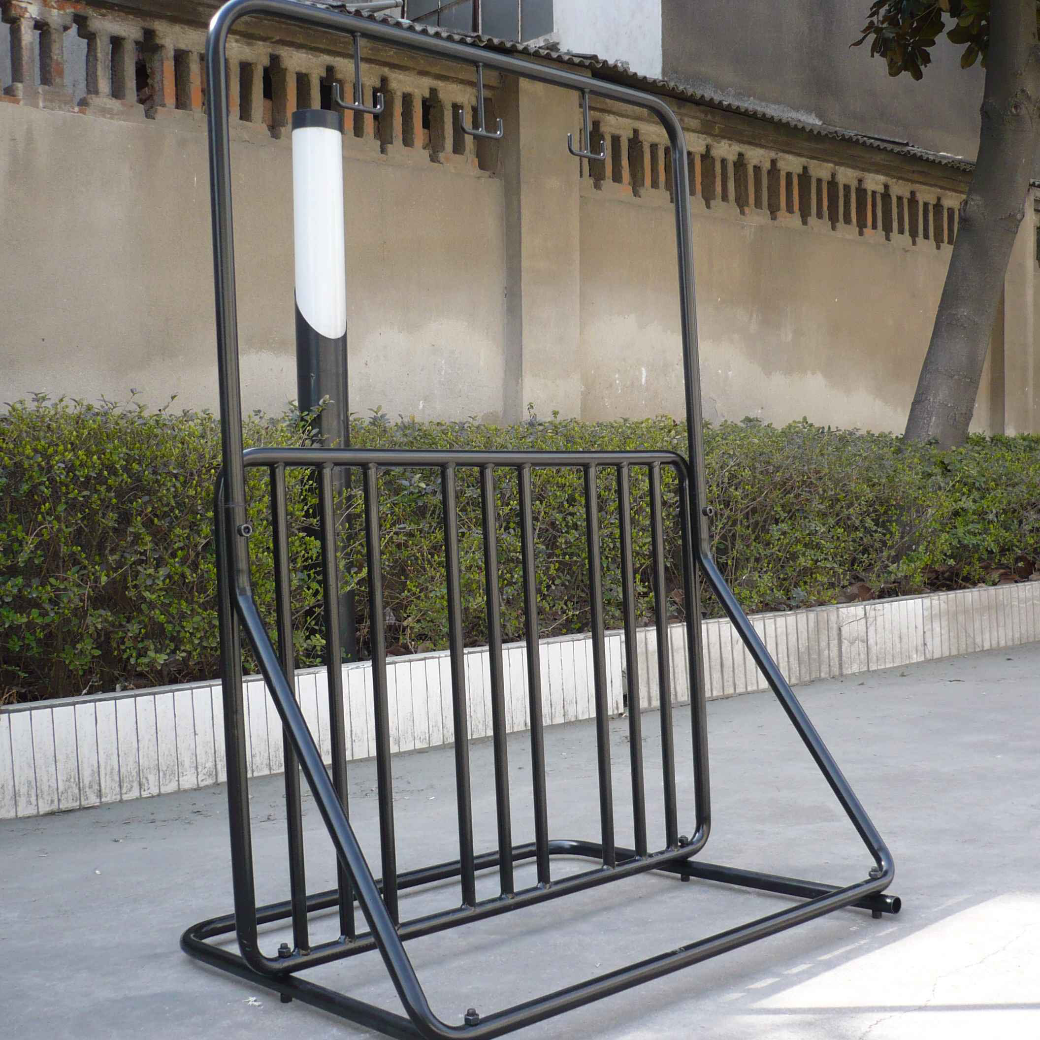 Estante pequeño comercial personalizado para estacionamiento de soporte de exhibición de bicicletas