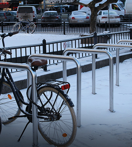 Estacionamientos para bicicletas comerciales.